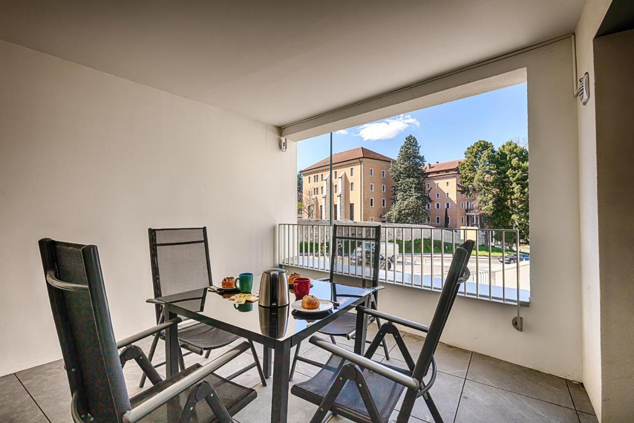 Apartamento Le Lyrique Annecy Exterior foto