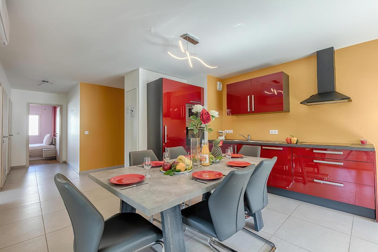 Apartamento Le Lyrique Annecy Exterior foto